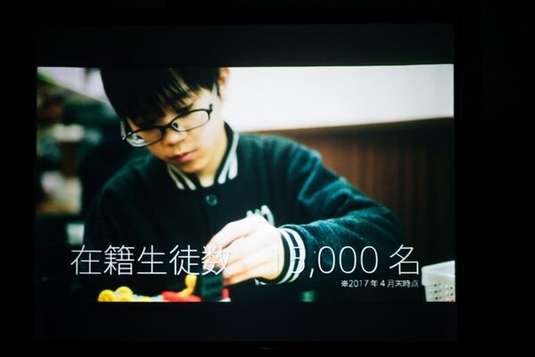 高橋智隆氏が語る「ロボットクリエイターに必要な素質」とは？ ヒューマンアカデミーロボット教室の新コースは9月開始