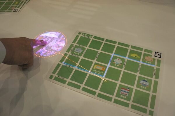 【富士通フォーラム 2017レポート】ロボットクラウドプラットフォームの発表やロボピンの様々な活用法
