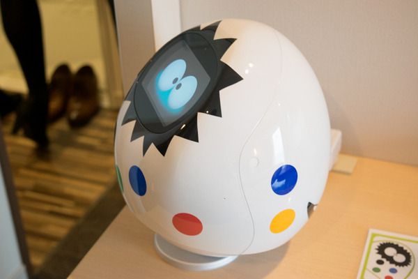 手のひらサイズの「Tapia mini」(タピアミニ)誕生、身長12センチ、予価は39,800円!!