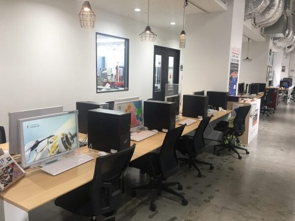 赤坂にある「TechShop Tokyo」で、ものづくりとロボピンを体験してみた！