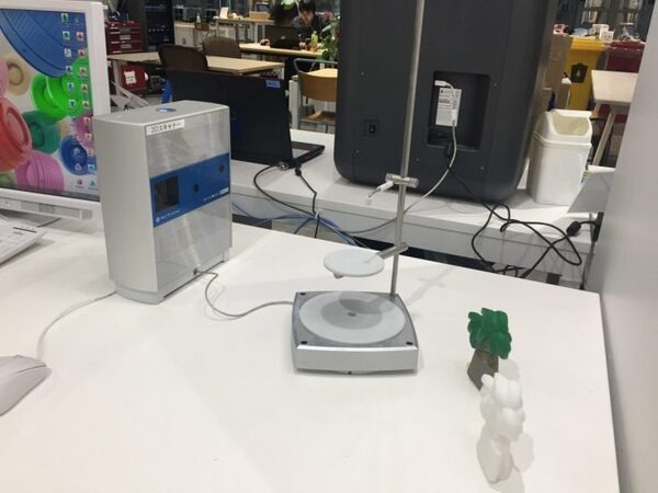 赤坂にある「TechShop Tokyo」で、ものづくりとロボピンを体験してみた！