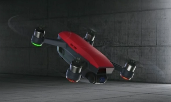 【速報】DJIが本格小型ドローン「SPARK」を発表！手のひらサイズ、スタビライザー搭載、価格は65,800円！
