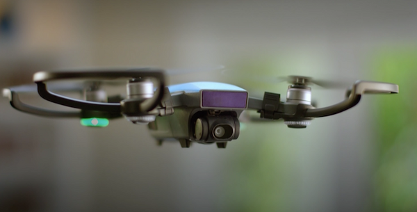 【速報】DJIが本格小型ドローン「SPARK」を発表！手のひらサイズ、スタビライザー搭載、価格は65,800円！