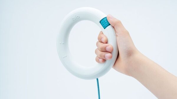【速報】ソニーの「ロボット × 遊び」 研究が生んだ新感覚のオモチャ「toio」(トイオ)発表