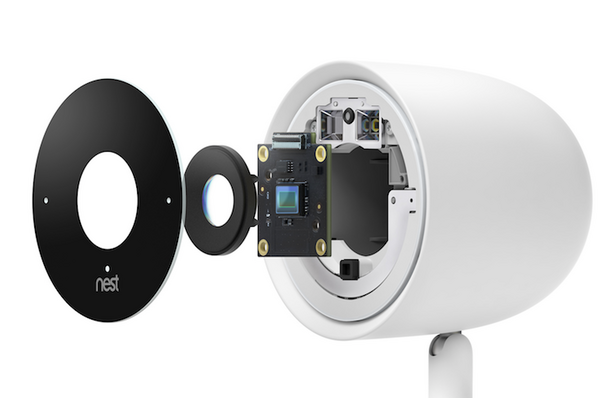 Googleが32億ドルで買収した「NEST」、知能を持つセキュリティカメラ「Nest Cam IQ」を発表
