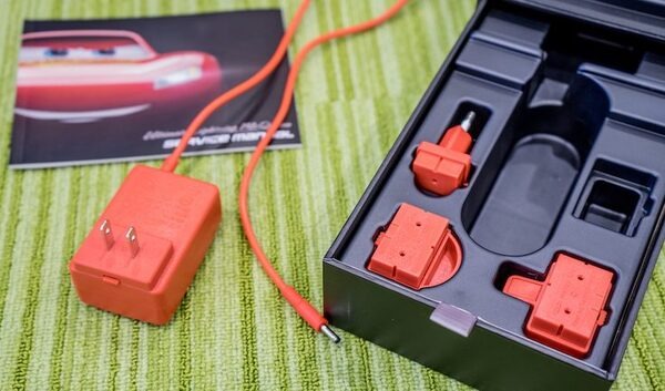 【速攻レビュー】スフィロ新作、映画カーズの「アルティメット ライトニング マックィーン」まずは開封の儀！