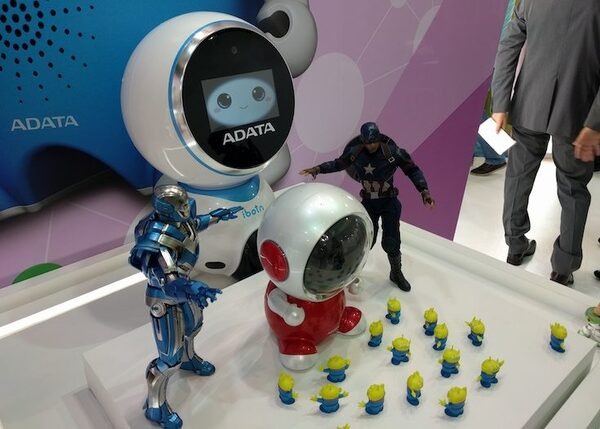 COMPUTEX TAIPEI 2017 レポート Vol.01 ～COMPUTEXで展示されていたロボットたち～