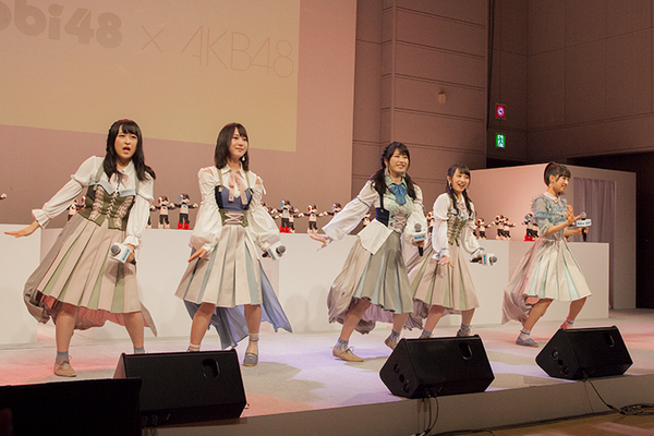 【週刊ロビ2創刊記念イベント】Robi48 x AKB48ダンスパフォーマンス写真館 ～横山由依、向井地美音、小栗有以、川本紗矢、高橋朱里～