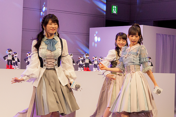 【週刊ロビ2創刊記念イベント】Robi48 x AKB48ダンスパフォーマンス写真館 ～横山由依、向井地美音、小栗有以、川本紗矢、高橋朱里～