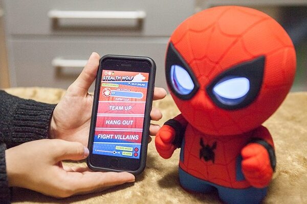 【本日発売】表情豊かで話し好き、音声認識機能つきのしゃべるスパイダーマンがスフィロから新登場！Spheroコネクテッド・トーイ
