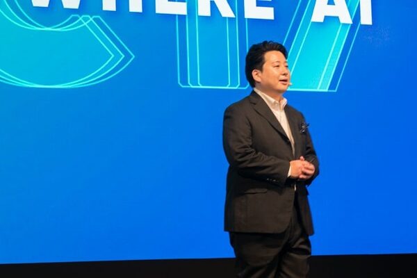 LINEのAI「Clova」搭載のスマートスピーカーが続々発表！ 人気キャラとのコラボも【LINE CONFERENCE 2017】
