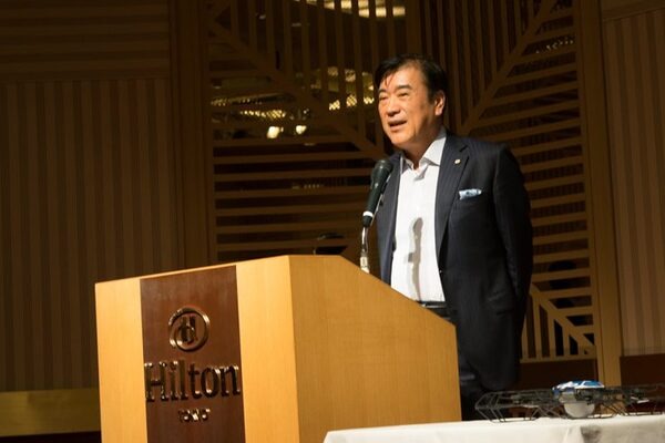 ハウステンボス、300機のドローンが飛び交うインテルの「ドローン・ライトショー」を7月22日から開催