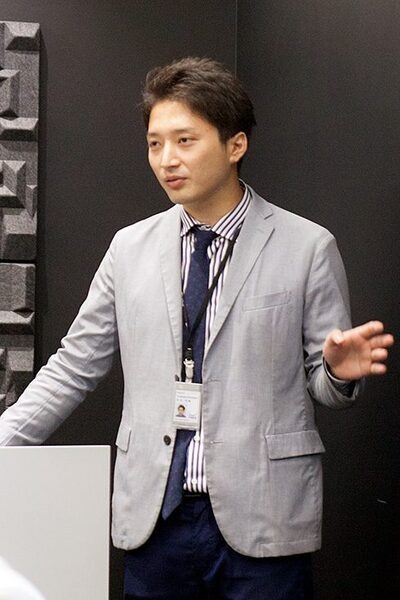 すべての病院やクリニックの待合室にPepperを!  医療機関向け「疾患啓発健康チェック」を無料でリリース