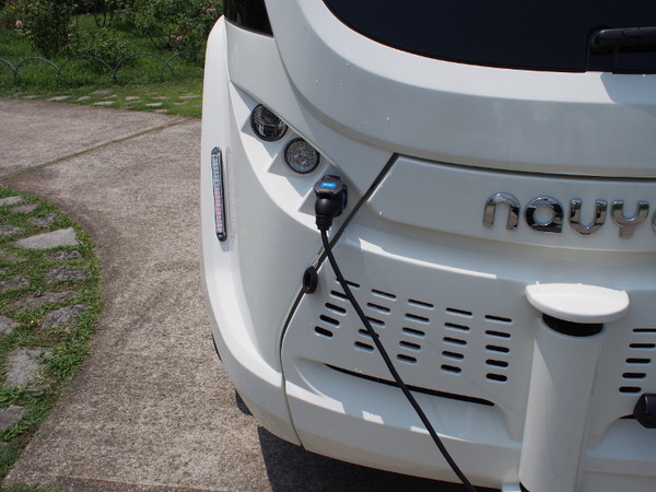 SBドライブの自動運転バス「NAVYA ARMA」に乗ってきた！ 行き先をタッチしてGOボタンを押すだけ