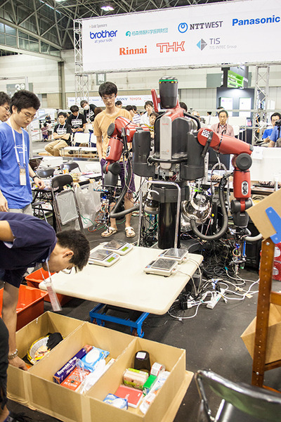 アマゾン・ロボティクス・チャレンジ(Amazon Robotics Challenge)徹底解説　主なルール、会場の様子、動画、技術的なポイント