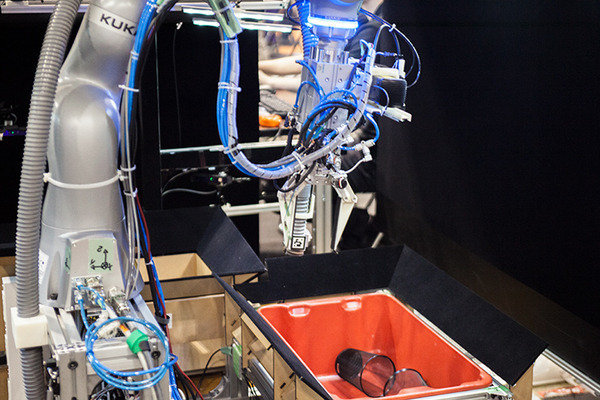 「ロボットによる完全自動化か、人とロボットの協働か」アマゾンロボティクスのマーカス博士に聞く