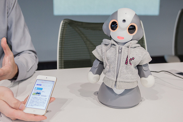 文章を理解する人工知能とロボットが連携して実現すること ～FRONTEOコミュニケーションズに聞く(2)