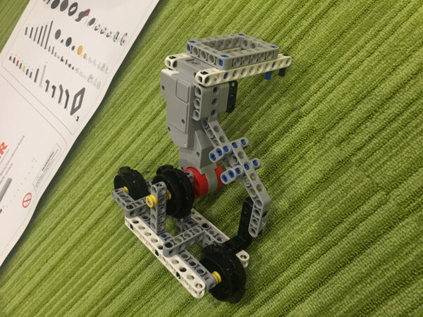 Kryptonシリーズが日本でも発売！ 最上位モデルの「Krypton 8」を開封して、一番かっこいいロボット作ってみた