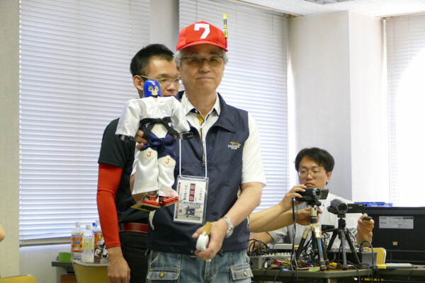 夢が未来を創る「第１回プラレス大会」開催　「プラレス３四郎」連載開始35周年記念