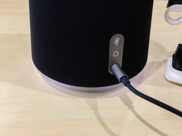 LINEのスマートスピーカー「WAVE」が届いた！ その1「開封の儀」