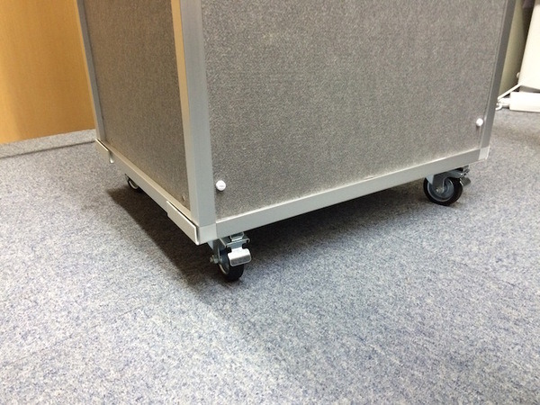 株式会社シルフィードが試作中の「pepper（ペッパー）専用ケース」をレビューしてみた。