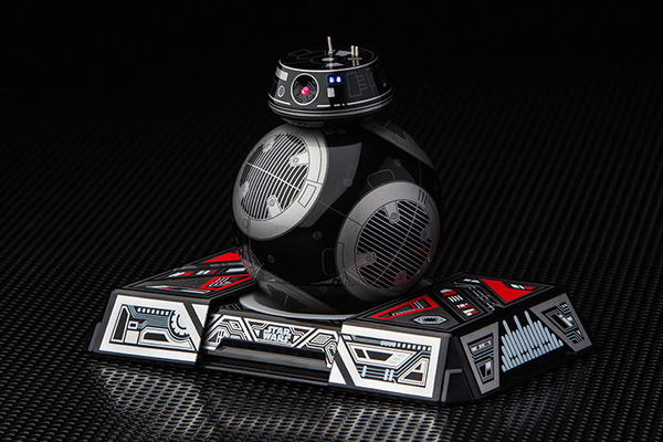 【速報】スター・ウォーズ最新作「最後のジェダイ」の新ドロイド「BB-9E」がスフィロから発売、R2-D2とBB-8の新製品も