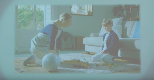 パナソニックが家庭用ボール型ロボット「Educational Partner」を発表！ 「どうやって移動してるの？」