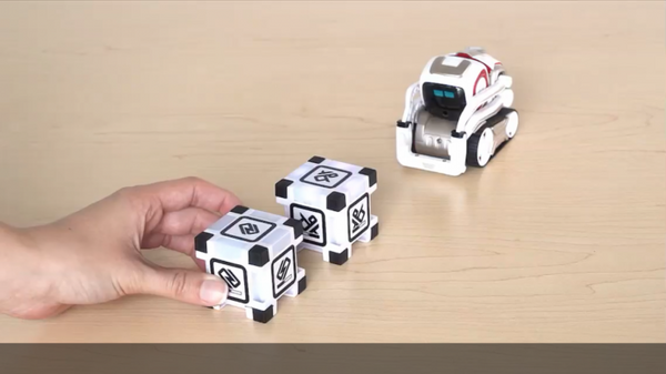 【9月23日発売！】ついに日本上陸のタカラトミー「COZMO（コズモ）」日本語版を先行体験してみた！ 一番うれしい機能は！？