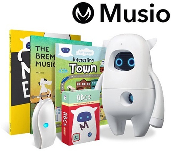 英語学習AIロボット「Musio」教材コンテンツの充実へ。AKAがアルクと提携、まずは子供用教材から