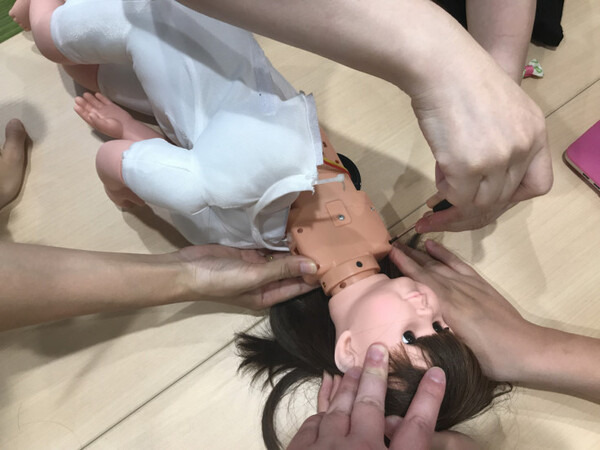 【桃色花子】関西弁でしゃべる！口が動く！音声認識搭載の桃色花子がロボスタに来たよ！