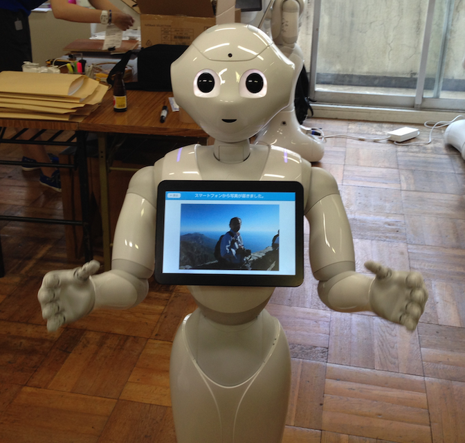 1万5000キロ離れたアフリカからPepperを動かす「ペンギンプロジェクト」