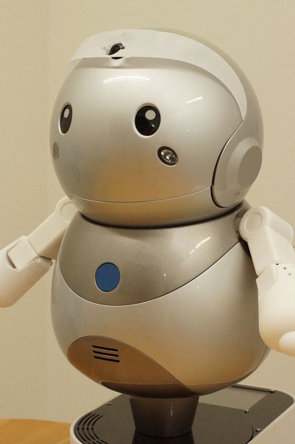 ヤフー、スマートロボティクスのロボットを活用した「民泊物件でのロボット活用」の実証実験を開始