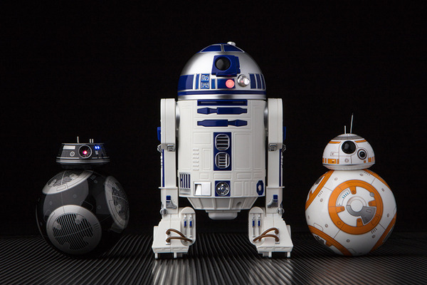 【速報】帝国軍の黒いR2ドロイド「R2-Q5」がスフィロのドロイド・シリーズに新登場！AR機能で探索できる宇宙船はなんと・・