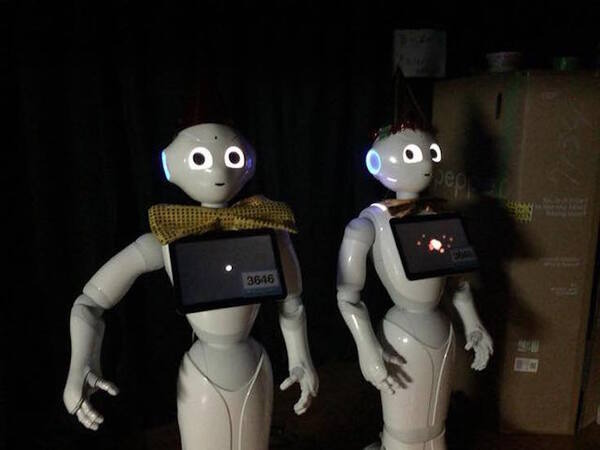 【密着レポート】ロボット漫才のペッパーズ、今年はなんと２台のペッパーで漫才！？