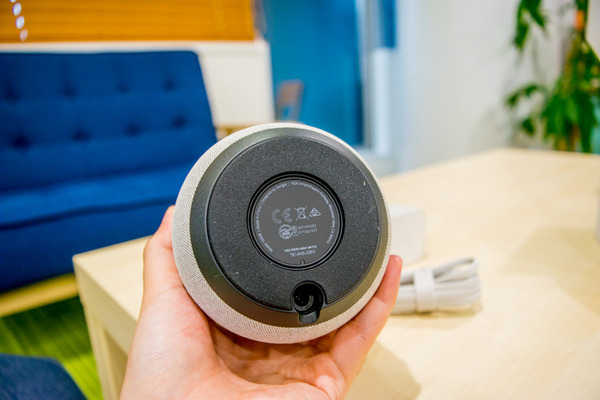 【写真レポート】本日発売「Google Home」開封の儀！ そして海外版と並べてみた。日本語版との違いは？