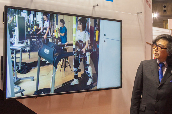 サイバーダインとAIGが脊損受傷の小中高生を対象にロボットスーツHALを使った「歩行機能向上促進プログラム」を神奈川で実施！あきらめを希望に変える