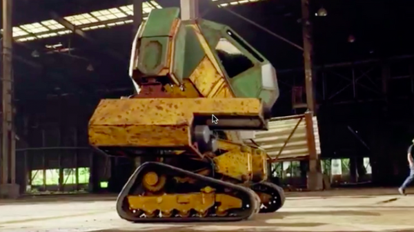 【動画あり】日米巨大ロボット対決「水道橋重工」vs「MegaBots」、クラタスが1体目を倒すも、2体目のチェーンソーに敗れる