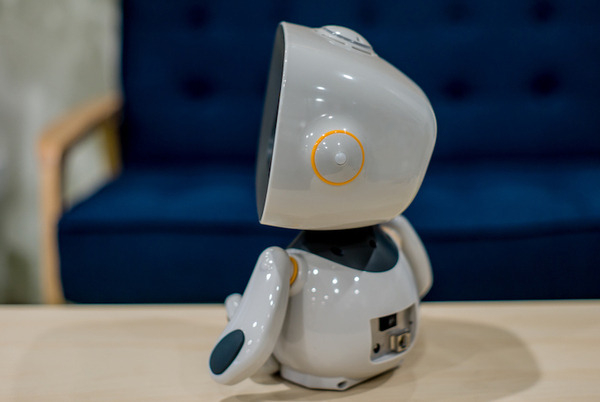 もうすぐ発売！ユニロボットの「unibo」フォトギャラリー by ロボスタカメラ部