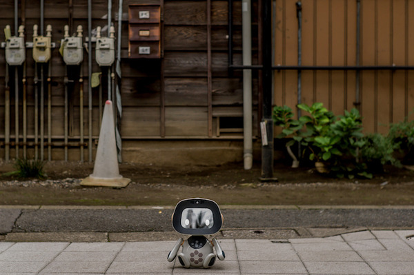 もうすぐ発売！ユニロボットの「unibo」フォトギャラリー by ロボスタカメラ部