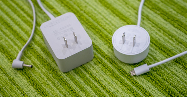 Google Home Mini 国内販売開始！まずは開封の儀