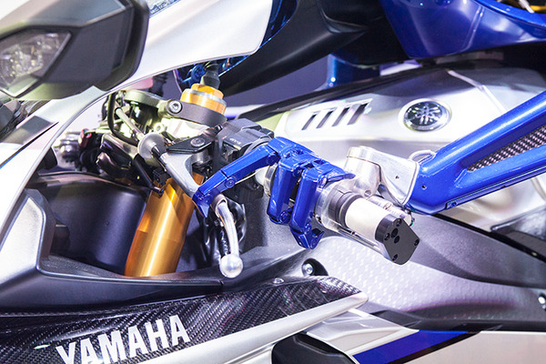 ヤマハの自律ロボットライダー「モトボット(MOTOBOT Ver.2)」のしくみとライディング技術　開発者インタビュー