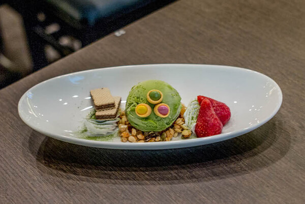 【戦士たちの中立酒場】 「映像居酒屋 ロボ基地」フォトレポート！ by ロボスタカメラ部