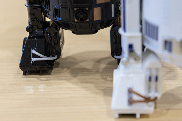 【動画あり】スフィロのスター・ウォーズ新ドロイド「R2-Q5」レビュー！注目のポイントはココ！「R2-D2」とも比べてみた