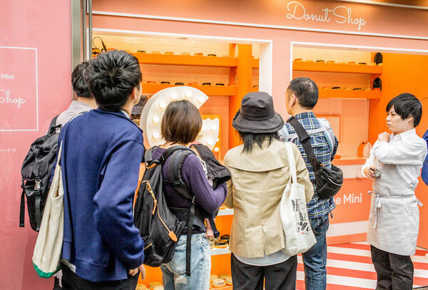 表参道にオープンした「Google Home Mini ドーナツショップ」速報レポート ～ ドーナツ欲しい人急げ！
