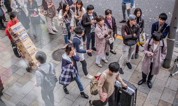 表参道にオープンした「Google Home Mini ドーナツショップ」速報レポート ～ ドーナツ欲しい人急げ！