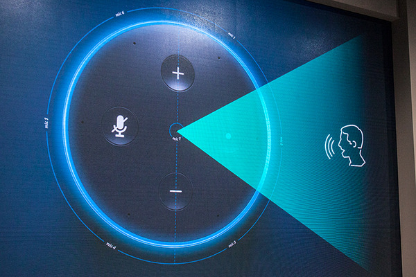 写真でおさらい「Amazon Echo」のポイントまとめ。3機種の違いや搭載されている新技術とは？