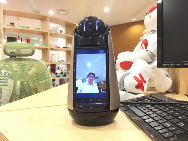 【発売直前レポート】11月18日に発売予定のXperia Hello!を先行体験してみた！