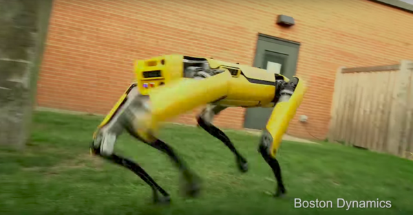 ソフトバンクから販売？ 進化したボストン・ダイナミクスのロボット「SpotMini」の動画が公開！