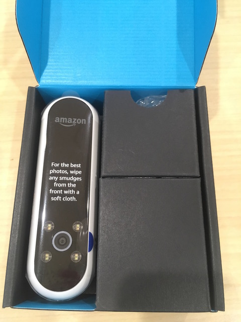 日本未上陸の「Echo Look」開封の儀！ 「カメラ」と「Amazon Alexa」搭載デバイス