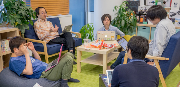 【スマスピ】ついに明日「Amazon Echo（アマゾンエコー）」が日本発売！ ロボスタのみんなはどの機種を買う？